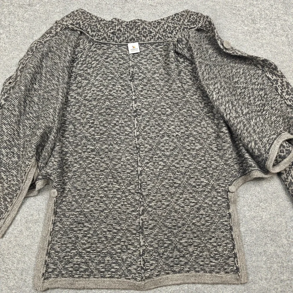 Alpaca Warehouse Poncho Womens Medium Gray Alpaca Knit Button Collared Geometric - Picture 14 of 15
